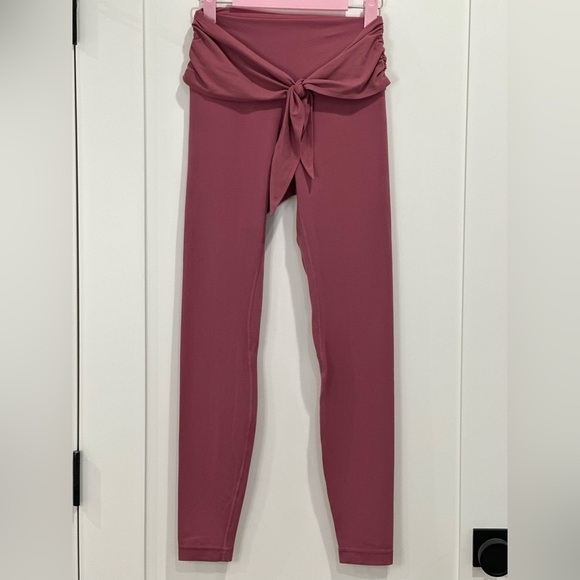 Lululemon Align Pant Leggings 28" Wrap Waist High Waisted Moss Rose Pink Size 6 - Picture 4 of 10